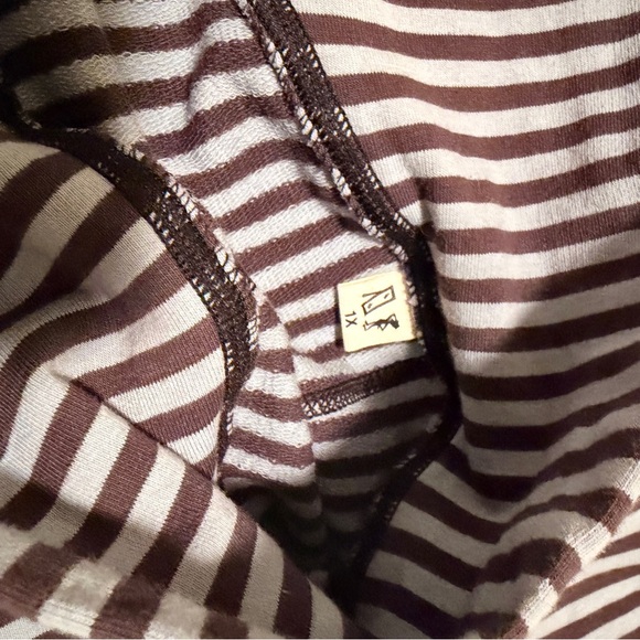 NWOT Fashion Brand Company Legging - Picture 2 of 3